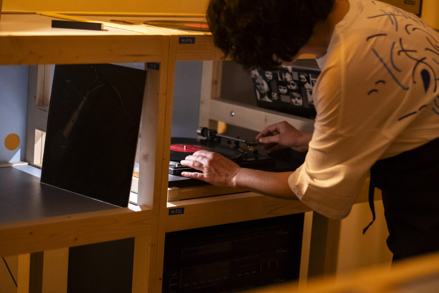 Listening Bar - Villa du Parc